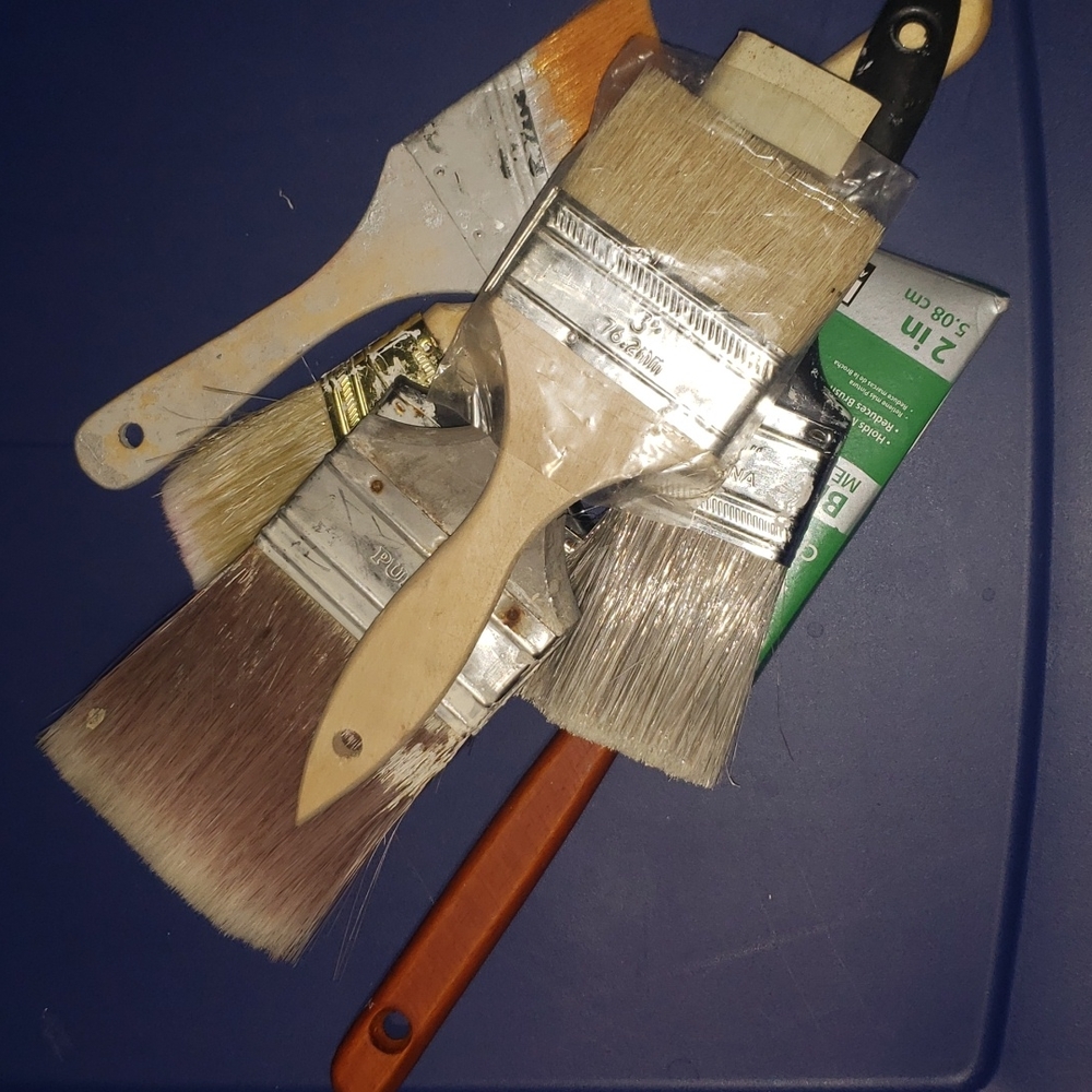 Paint brushes